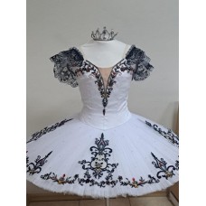 Pahima's costume Pahima's costume