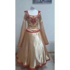 Raymonda's costume