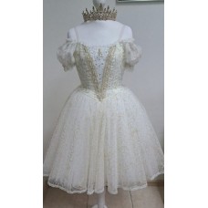 Romantic costume Romantic costume